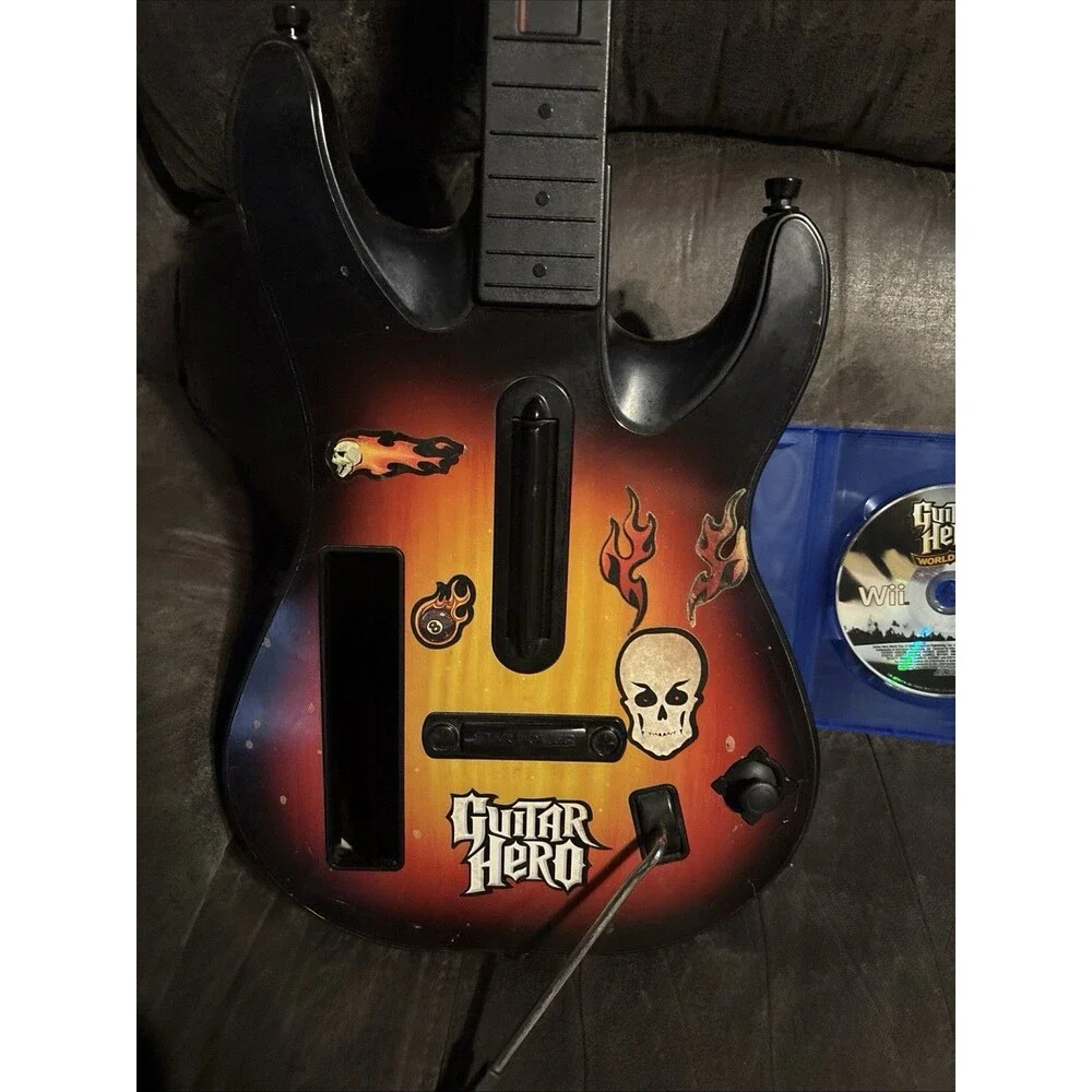 Guitar Hero World Tour Wii Sunburst Guitar Controller + Game Tested Working
